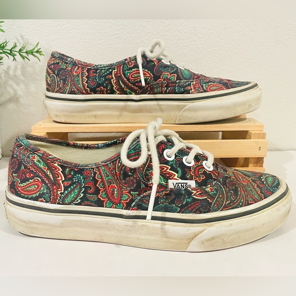 ☀️2/$20 Vans Multi-Color Paisley Jewel Tone Shoes | VTG | Men 5 |Wmn 6.5 | Fair